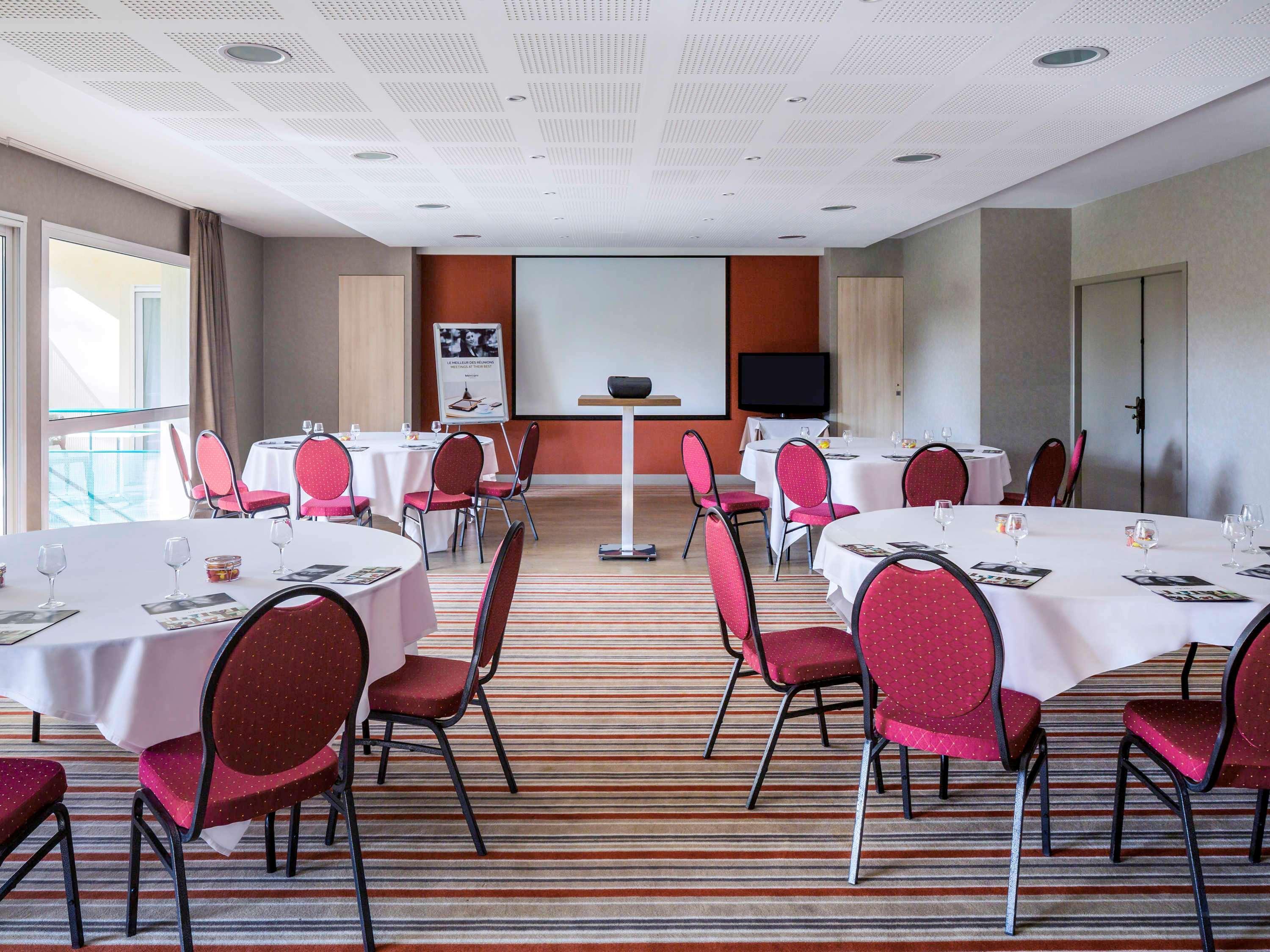 Mercure Castres L'Occitan Экстерьер фото