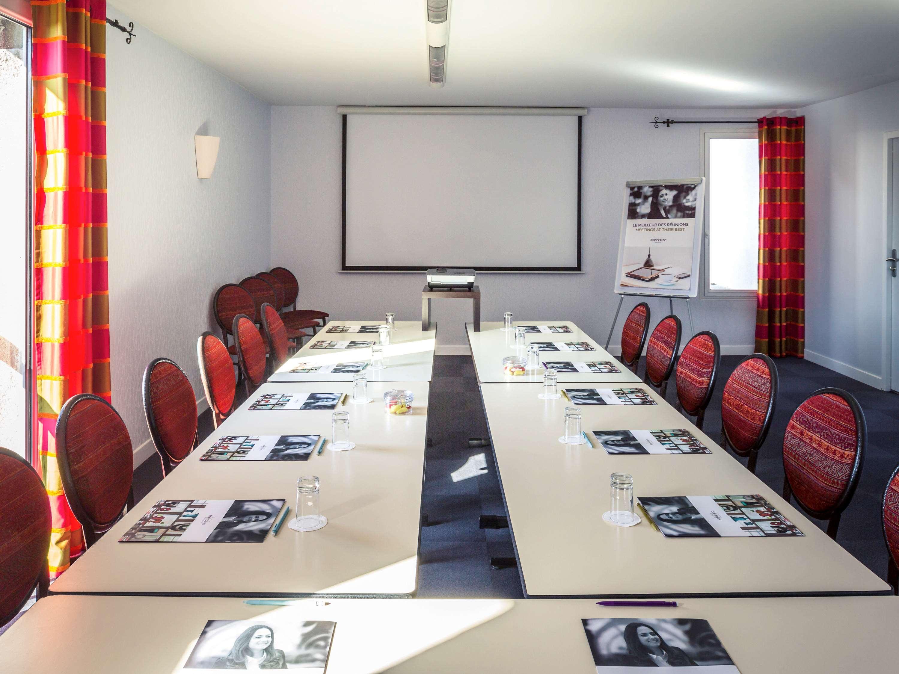 Mercure Castres L'Occitan Экстерьер фото